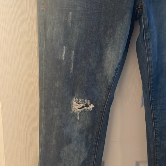 Converse One Star Sheridan Skinny Distressed Jeans - Picture 3 of 5